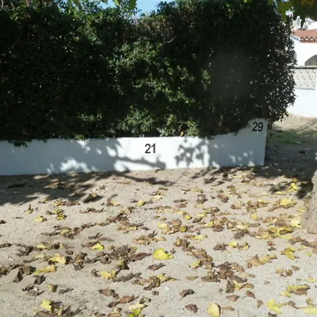 En Primera Linea Playa Ref 285 Empuriabrava