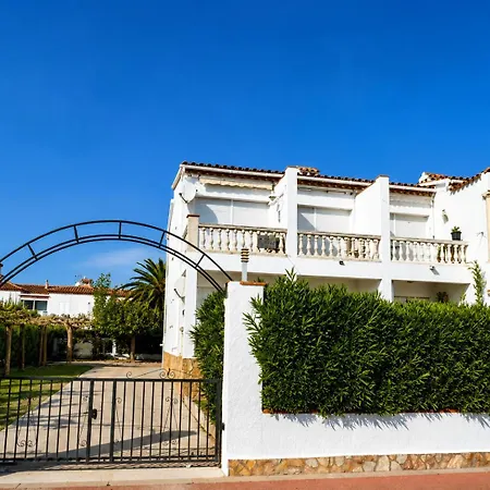 En Primera Linea Playa Ref 285 * Empuriabrava
